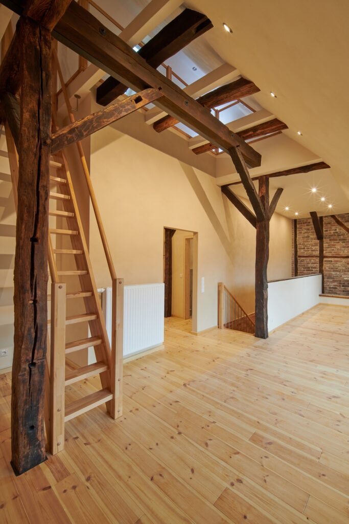 conny amtenbrink,dachausbau,lehmputz,holz